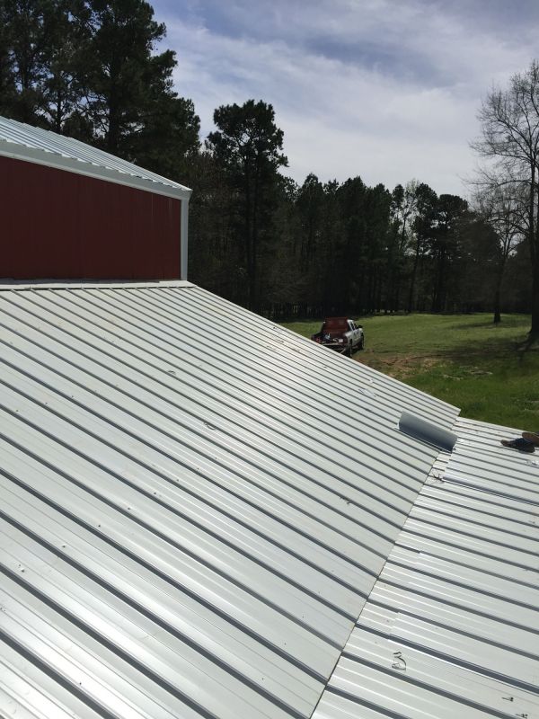 Barn Roof Construction in Douglas County, CO